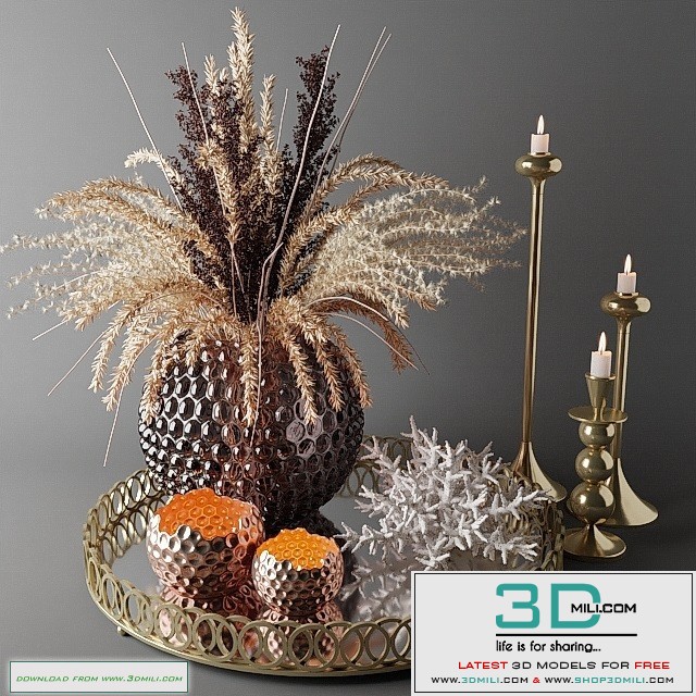 Bouquet of dried flowers in a glass vase on a tray
